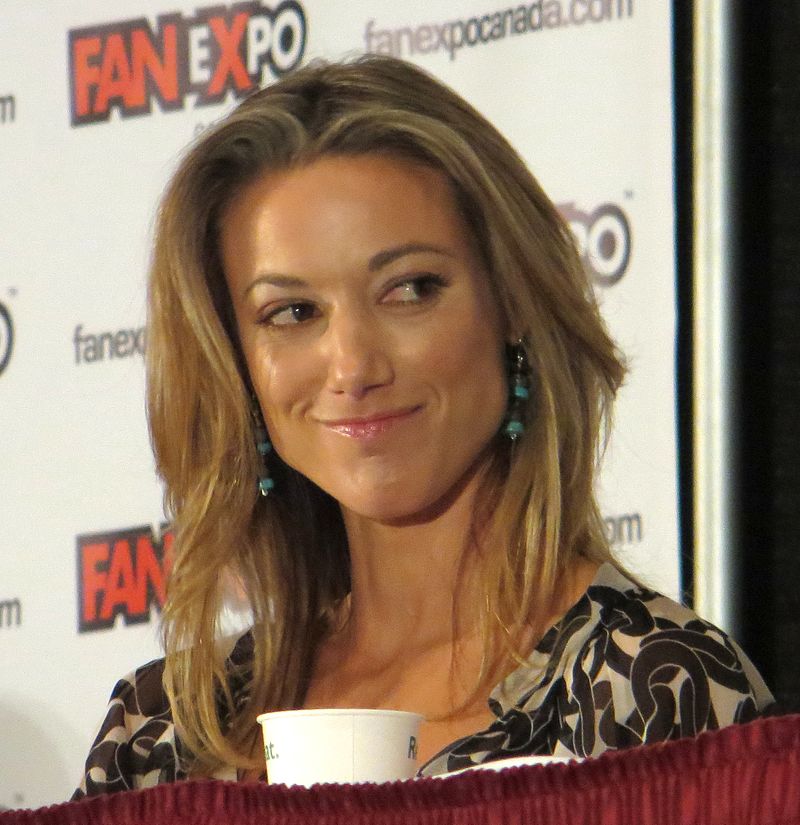 Zoie Palmer(1)